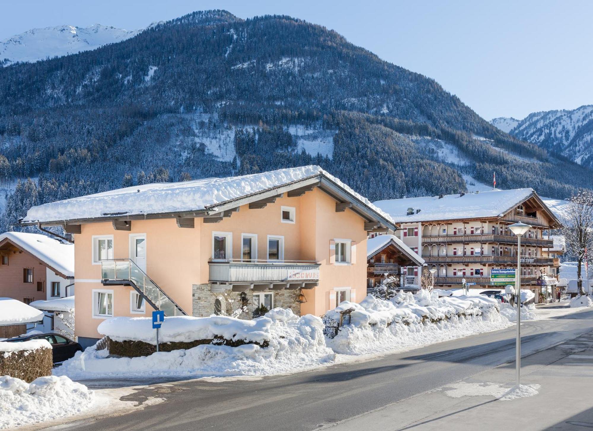 Hotel Steiger Нойкирхен-ам-Гросфенедигер Экстерьер фото